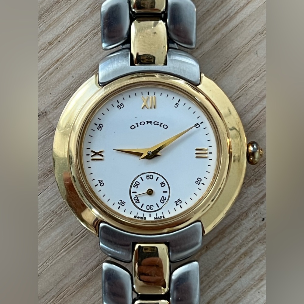 Giorgio Beverly Hills Rare Vintage Ladies Watch White Dial Two-Tone Bracelet